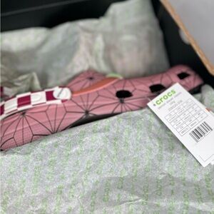 Crocs Classic Clogs Demon Slayer Nezuko NYCC 2023